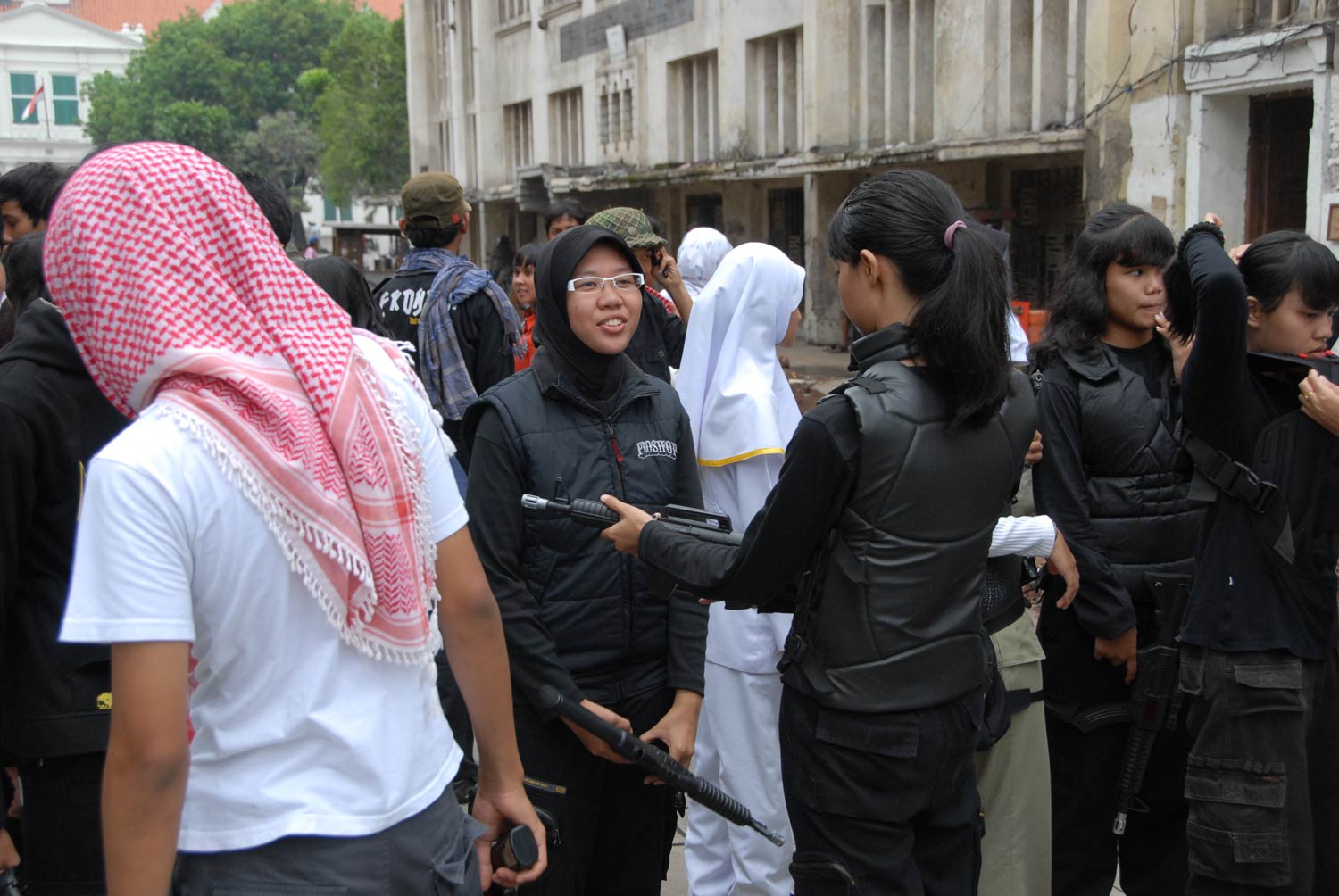 molenbeek-djihad-charia "Je me suis rendu à Molenbeek et j'ai survécu", un témoignage glaçant dans l'enfer du djihadisme islamo-fasciste.